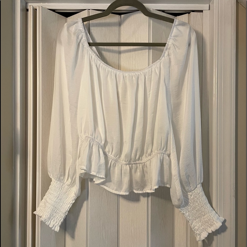 She & Sky White Top NWT